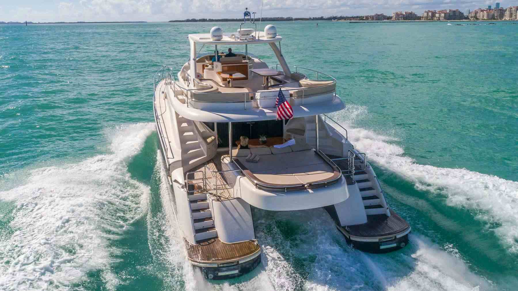 legend &amp; soul - Catamaran charter Nassau & Boat hire in Florida & Bahamas 1