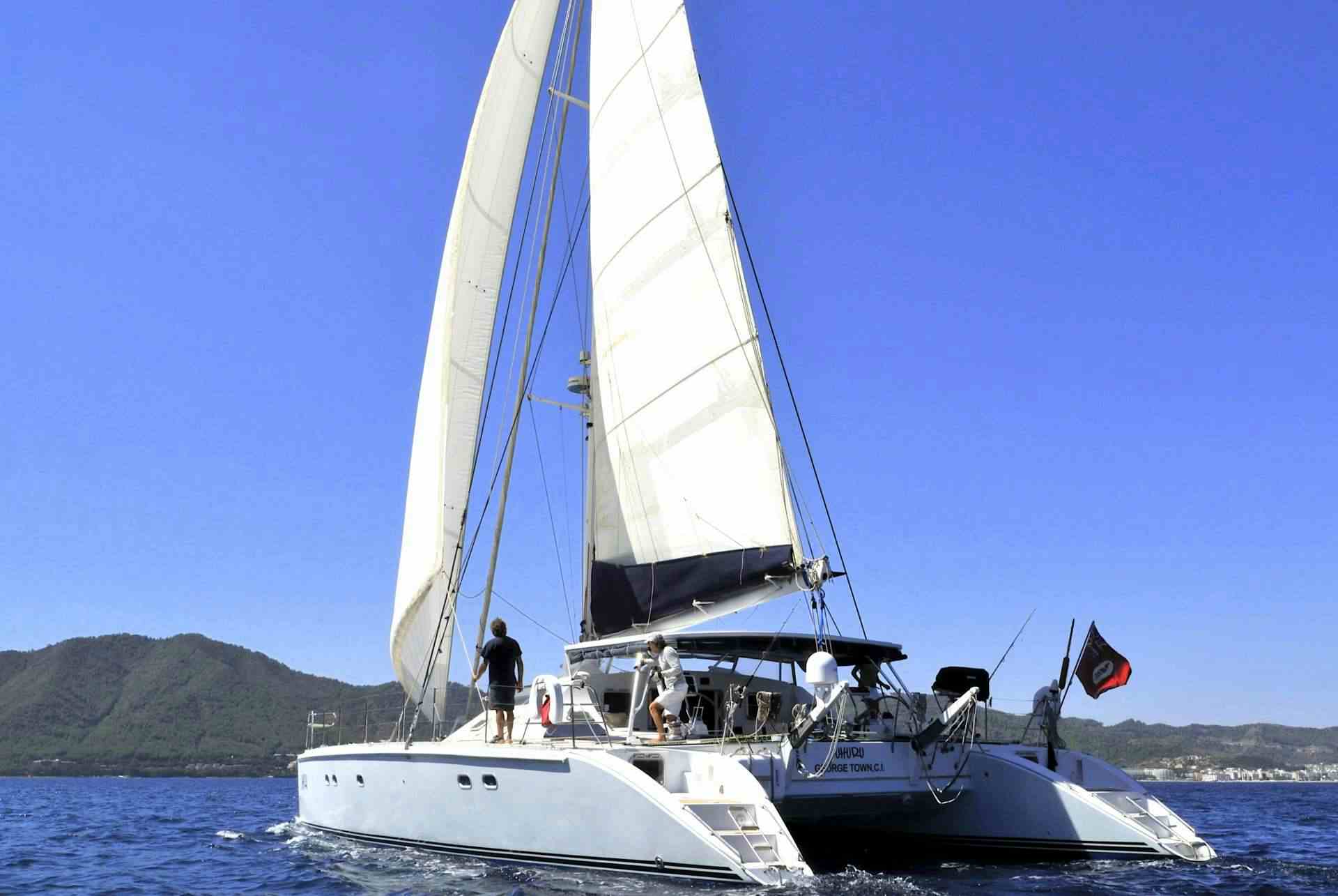 uhuru - Catamaran charter Lavrion & Boat hire in Greece 1