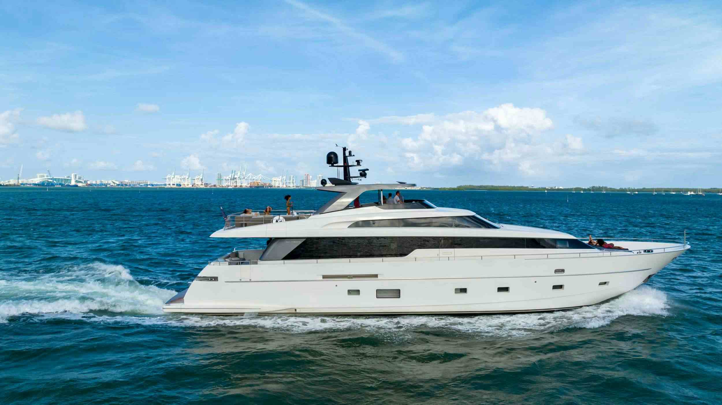 Astonish - Yacht Charter Vancouver Island & Boat hire in Florida & Bahamas 1
