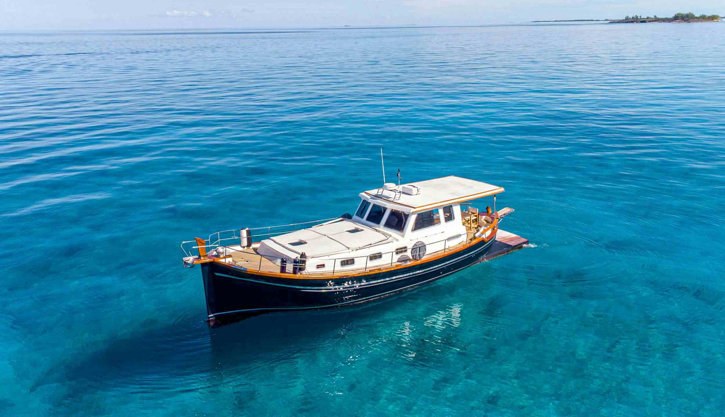Buccara III - Motor Boat Charter Bahamas & Boat hire in Bahamas 1